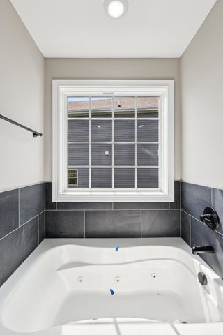 794 Carrillo Dr, Clarksville, TN 37040