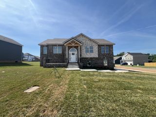 794 Carrillo Dr, Clarksville, TN 37040