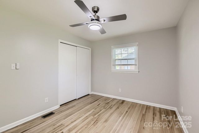 400 Vinecrest Drive, Matthews, NC 28105