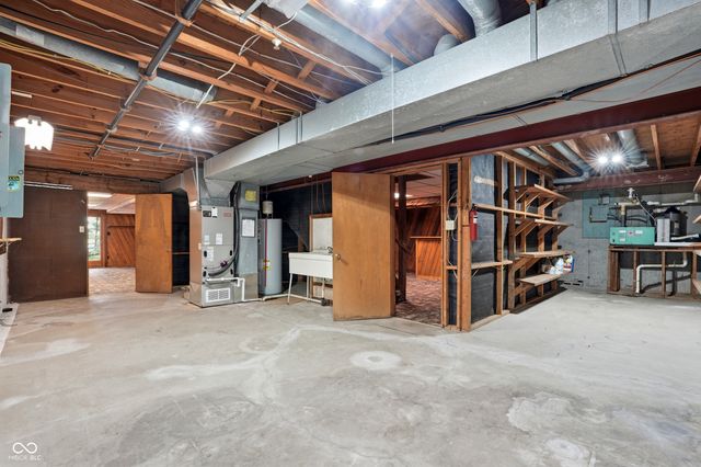 4451 McCurdy Road, Indianapolis, IN 46234