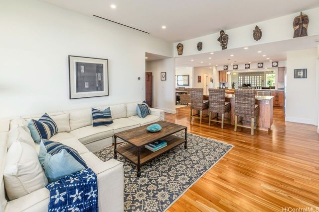 53-926 Kamehameha Highway, Hauula, HI 96717