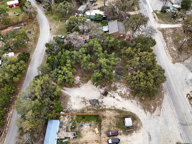 15728 Cranes Mill, Canyon Lake, TX 78133