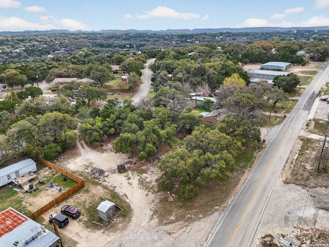 15728 Cranes Mill, Canyon Lake, TX 78133