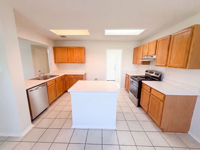 305 Edgewood CV, Leander, TX 78641