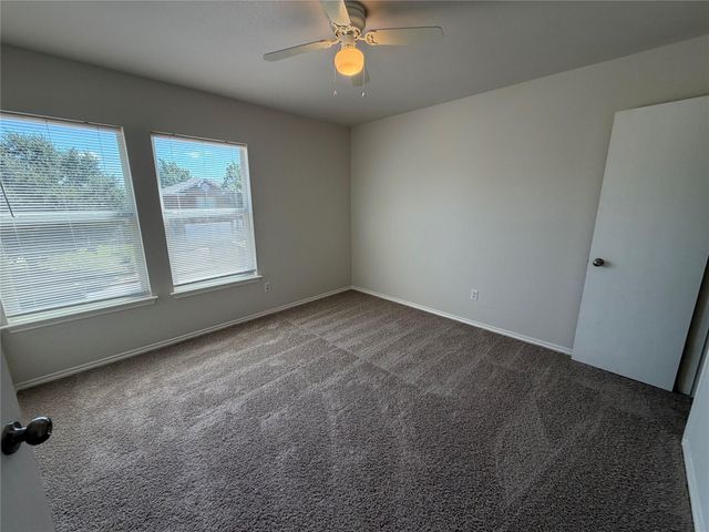 305 Edgewood CV, Leander, TX 78641
