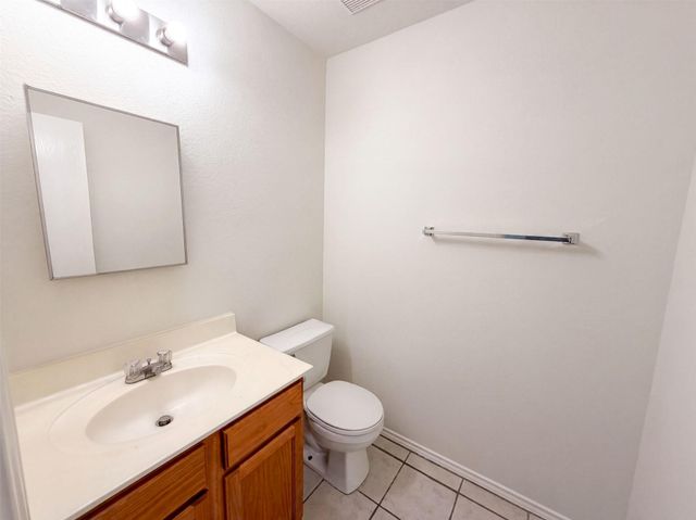 305 Edgewood CV, Leander, TX 78641