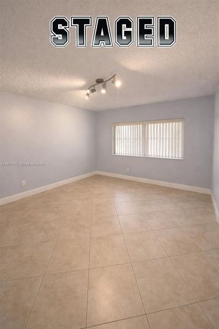 11827 NW 39th St, Sunrise, FL 33323