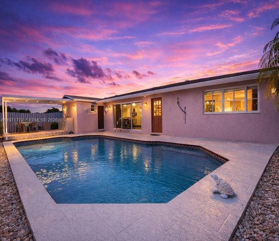 11827 NW 39th St, Sunrise, FL 33323