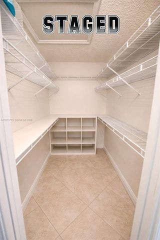 11827 NW 39th St, Sunrise, FL 33323