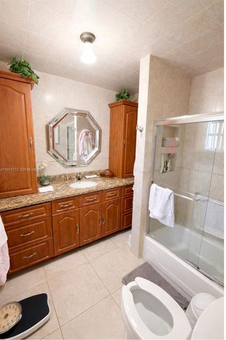 11827 NW 39th St, Sunrise, FL 33323