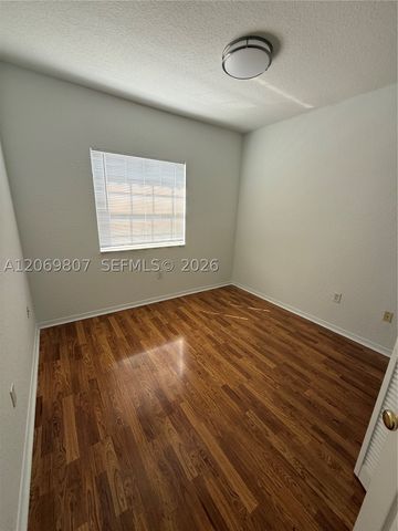 5620 NW 114 Path 201, Doral, FL 33178