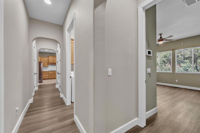 748 Bluestone Cir, Folsom, CA 95630