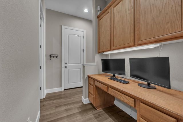 748 Bluestone Cir, Folsom, CA 95630
