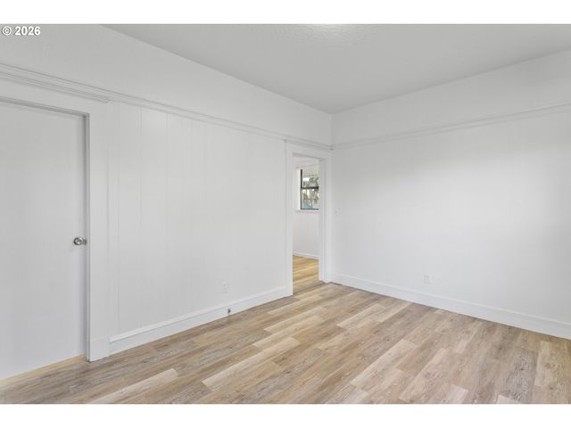 7912 Se HAROLD St, Portland, OR 97206