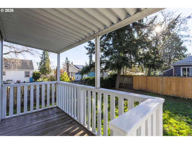 7912 Se HAROLD St, Portland, OR 97206