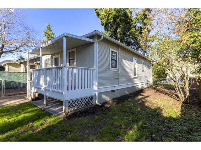 7912 Se HAROLD St, Portland, OR 97206