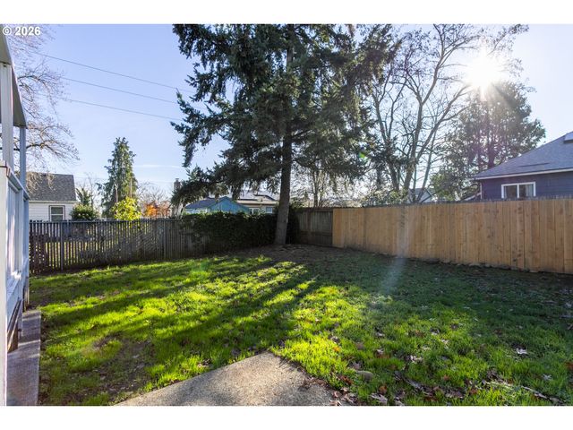 7912 Se HAROLD St, Portland, OR 97206