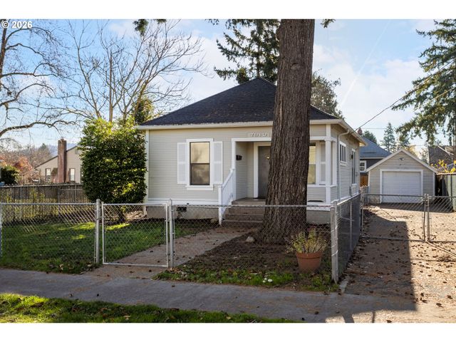 7912 Se HAROLD St, Portland, OR 97206