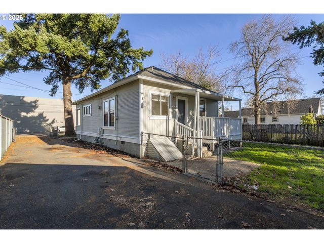 7912 Se HAROLD St, Portland, OR 97206