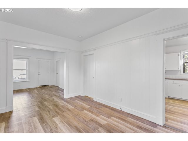 7912 Se HAROLD St, Portland, OR 97206