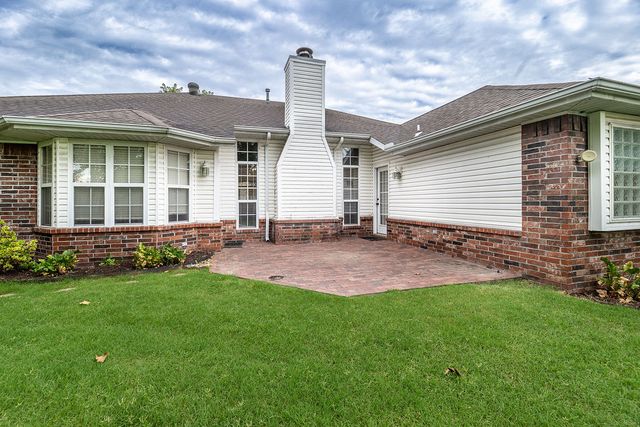 1253 Forest, Springdale, AR 72764