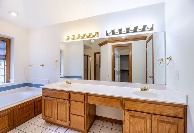 1253 Forest, Springdale, AR 72764