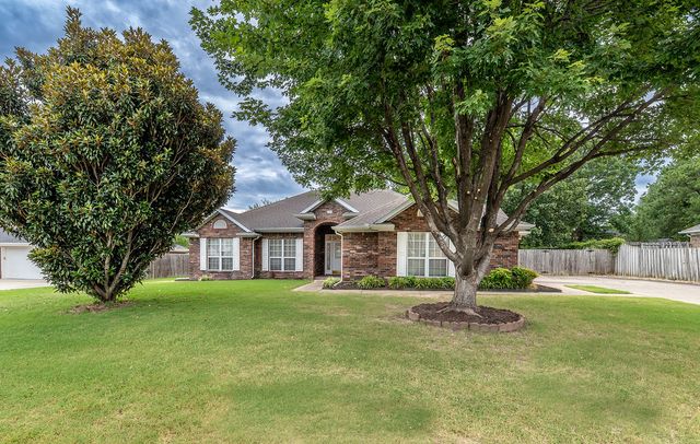 1253 Forest, Springdale, AR 72764