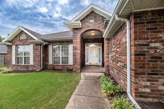 1253 Forest, Springdale, AR 72764