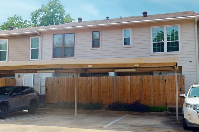 10615 Briar Forest Drive 702, Houston, TX 77042