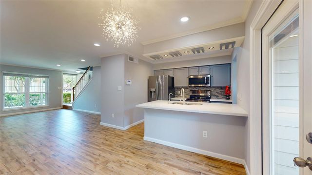10615 Briar Forest Drive 702, Houston, TX 77042