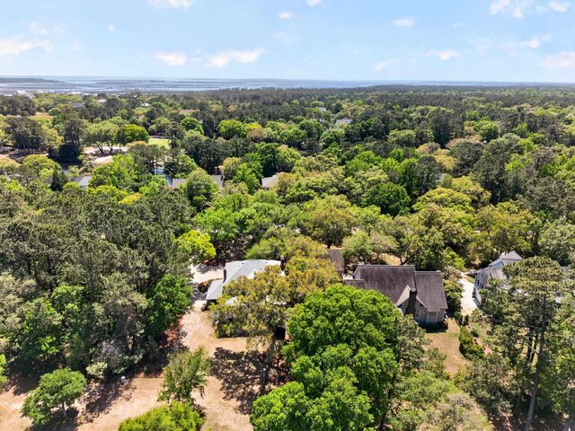 186 Sanderling Ave., Georgetown, SC 29440