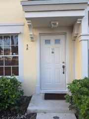38 Key West Ct 38, Weston, FL 33326