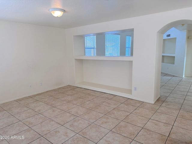 4106 E CHAMBERS Street, Phoenix, AZ 85040