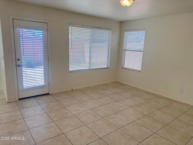 4106 E CHAMBERS Street, Phoenix, AZ 85040