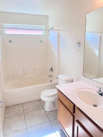 4106 E CHAMBERS Street, Phoenix, AZ 85040