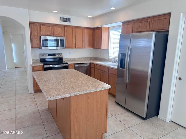 4106 E CHAMBERS Street, Phoenix, AZ 85040