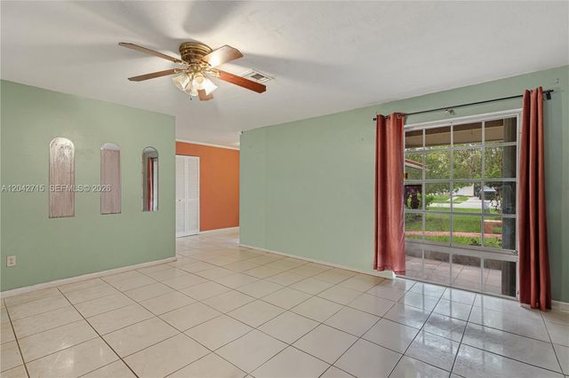 10315 SW 200th St, Cutler Bay, FL 33157