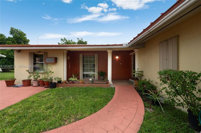 10315 SW 200th St, Cutler Bay, FL 33157