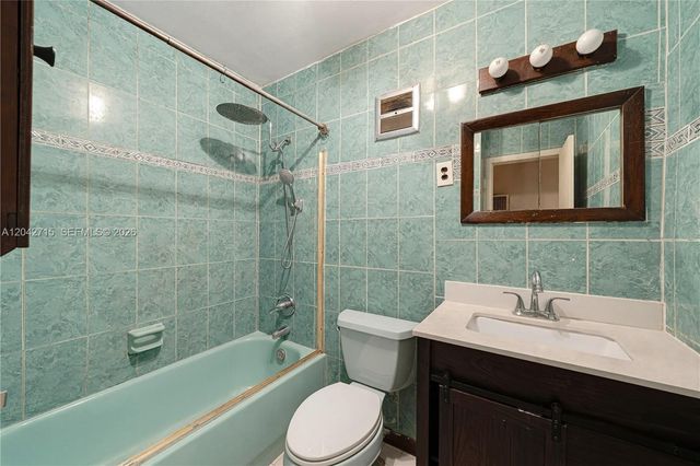 10315 SW 200th St, Cutler Bay, FL 33157