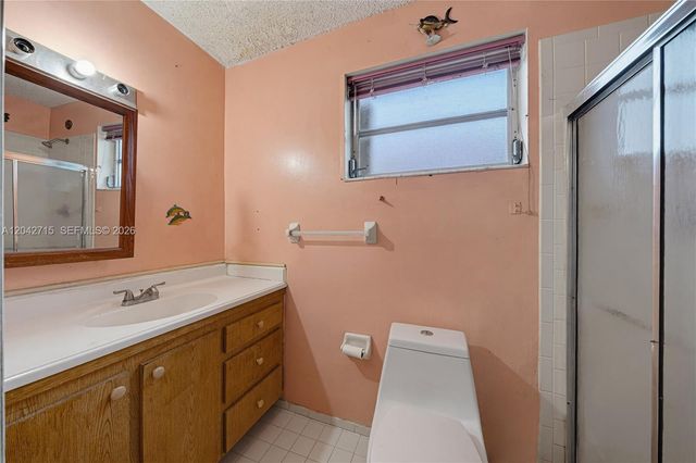 10315 SW 200th St, Cutler Bay, FL 33157