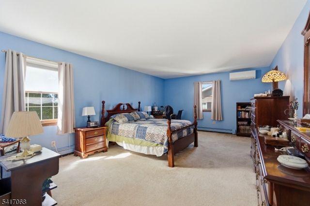 30 Highland Ave, Lambertville City, NJ 08530