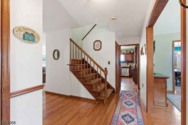 30 Highland Ave, Lambertville City, NJ 08530