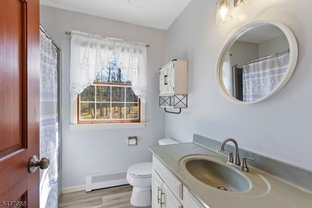 30 Highland Ave, Lambertville City, NJ 08530