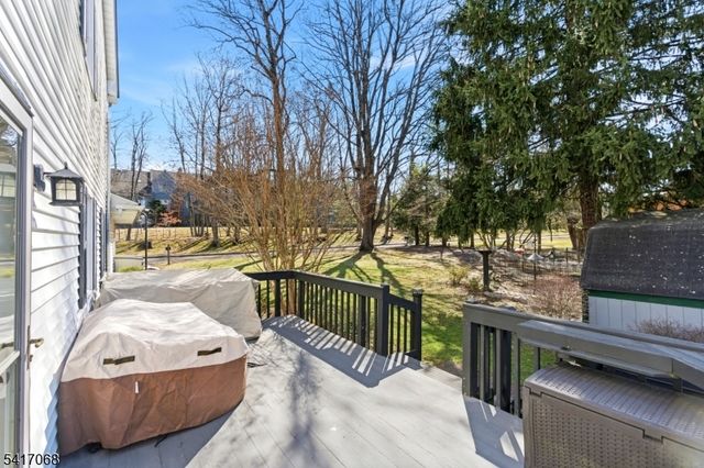 30 Highland Ave, Lambertville City, NJ 08530