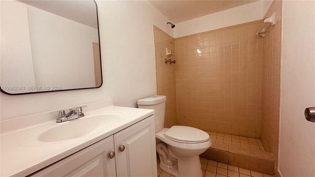 11311 SW 200th Street 311D, Miami, FL 33157