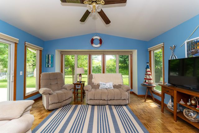 1410 Andre Avenue, Mount Pleasant, MI 48858