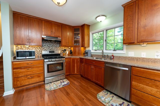 1410 Andre Avenue, Mount Pleasant, MI 48858