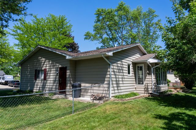 1410 Andre Avenue, Mount Pleasant, MI 48858