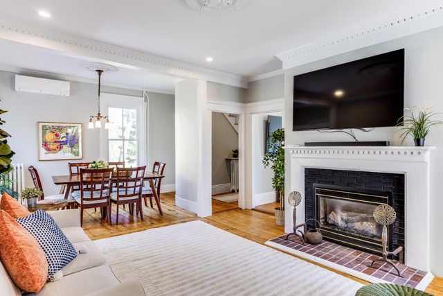 14 School Street, Sandwich, MA 02563