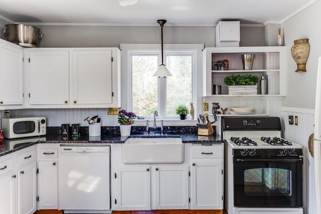 14 School Street, Sandwich, MA 02563